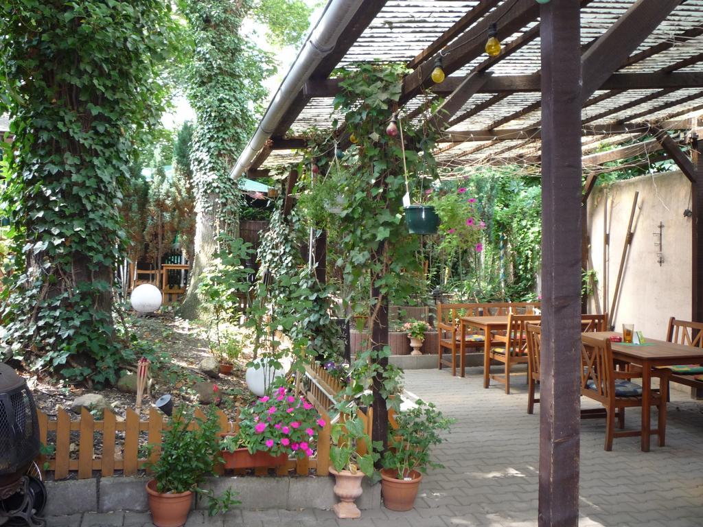 Gasthof & Pension Hause Хале Екстериор снимка