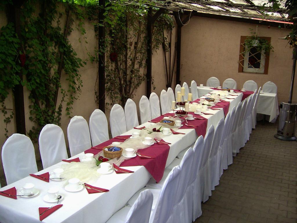 Gasthof & Pension Hause Хале Екстериор снимка